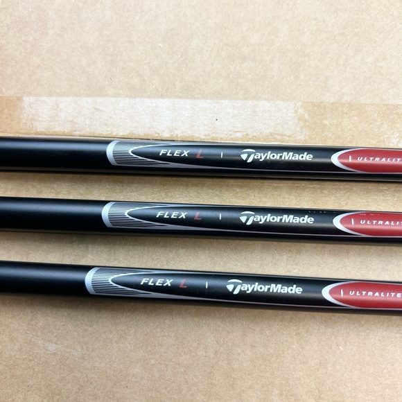 TaylorMade Black and Red Ultralite Golf Shafts Set 4,5 and 7 - Picture 5 of 9